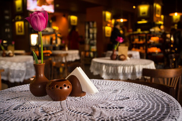  table at the empty cafe
