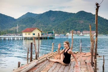 Fototapeta premium Summer yoga session in Thailand