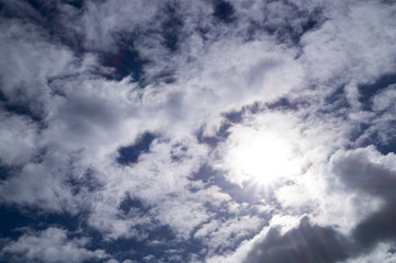 Obraz premium the rays of the sun in the sky