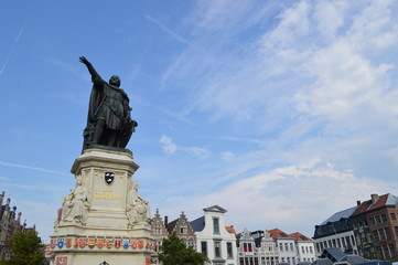 Statue in Gehnt, Belgium