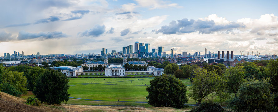 Panorama of London, viewed from Greenwich observatory. Canary wharf in the middle, O2 on the right 
