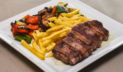 Grilled meat with potatoes