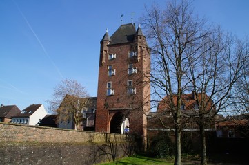 Fototapeta na wymiar Historisches Klever Tor in Xanten
