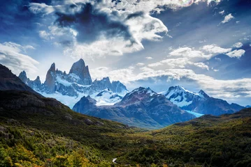 Fotobehang Cerro Chaltén Mount Fitz Roy in Patagonia in Argentina and its neighboring granite towers