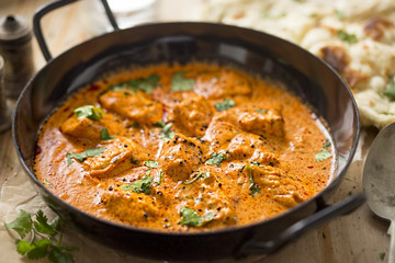 Butter chicken curry with tender chicken breast, cream, butter & honey - obrazy, fototapety, plakaty