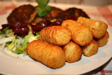 organisch, lifestyle, kroketten, makro, gastronomie, salat, rote, beete, buletten, urban, bratlinge, country, 
