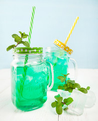 Drink fresh mint with ice.