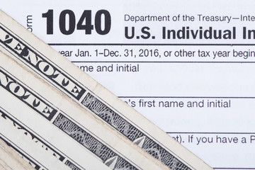 1040 tax return with United States American cash