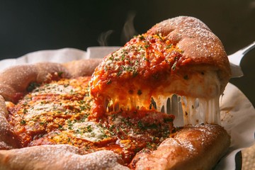Chicago Style Deep Dish Cheese Pizza, 시카고피자