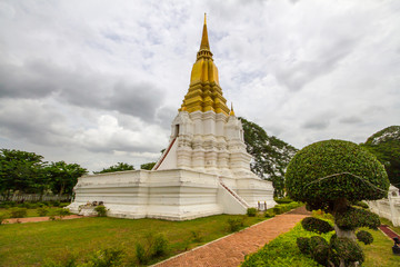 Fototapeta premium Buddhist temple in Thailand