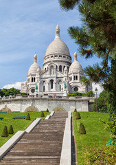 Fototapeta na wymiar Vertical view on basilica of the Sacred Heart, Paris, France