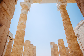 Akropolis Athen mit blauem Himmel
