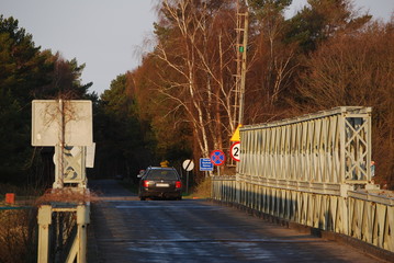 Dzwirzyno, Most na Redze.