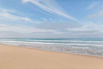 Fototapeta na wymiar Fußabdrücke im Sand am Meer