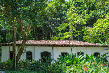 Hütte im botanischen Garten in Brasilien