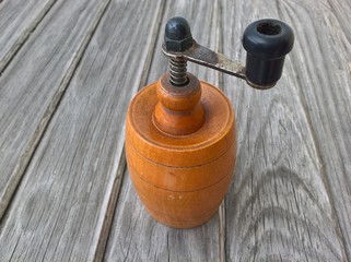 Pepper Mill (Old, Wooden)