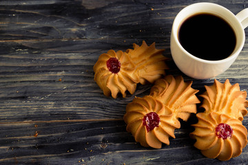 Cookies kurabe, on a wooden table in a rustic style.