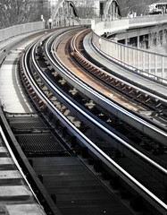 Fototapeta premium Bahnschienen in der Kurve