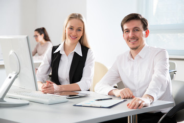 Obraz premium Business people working in an office