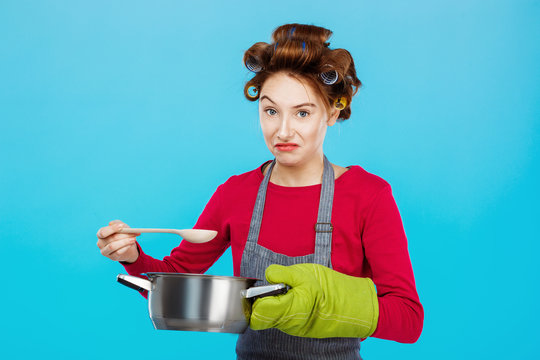 Nice woman doesn't llike smell of homemade meal for dinner