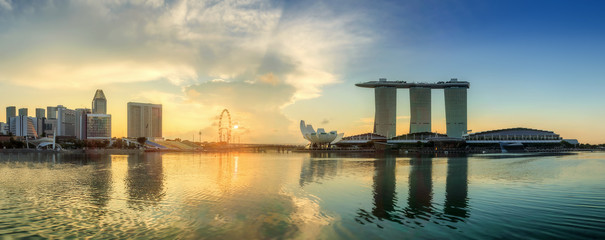 Naklejka premium Singapore Skyline and view of Marina Bay