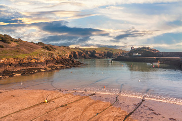 Port de la meule yeu à marée basse