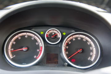 Car dashboard warning lights symbols