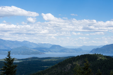 Fototapeta premium View of Lake Pend Oreille from the top of the mountain near Sandpoint, Idaho