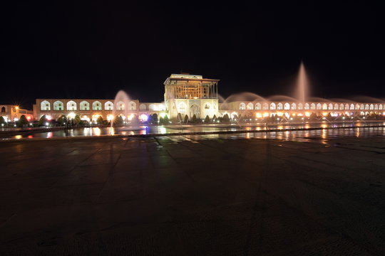 Naqsh-e Jahan Square yard, Bazaar,Esfahan, Iran