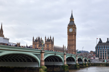 Fototapeta na wymiar the iconic big ben and parliament in london