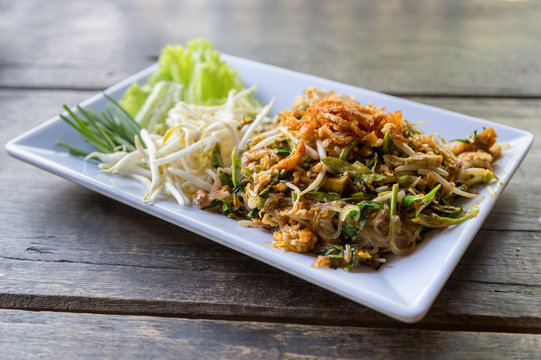 pad thai or the thai style noodle
