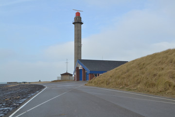 gebouw van de KNRM aan het strand van de Westerschelde