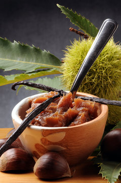 Chestnut jam Mermelada de casta&ntilde;as Kostanjeva marmelada
