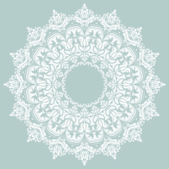 Elegant vector rund white ornament in classic style. Abstract traditional pattern with oriental elements. Classic vintage pattern