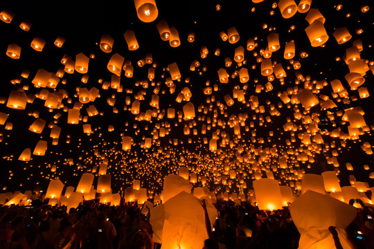 Floating lantern is released to the sky with the believe that the bad thing is going and the lucky is coming instead. They have this celebration in Loy Kratong day at Chiangmai province of Thailand.