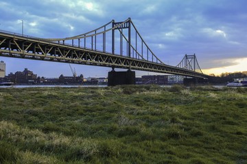 Rheinbrücke Uerdingen 
