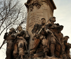 Altes Kriegerdenkmal in Marseille
