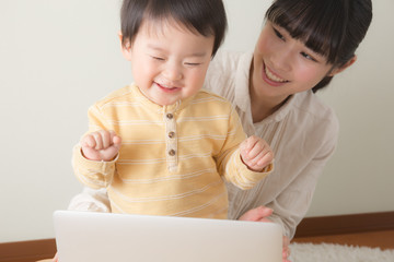 育児