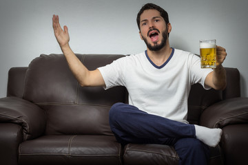 Adult complaining about a fault during the match