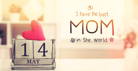 Mothers Day message with calendar - Powered by Adobe