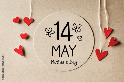 14 May Mothers Day message with small hearts