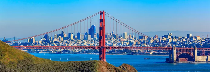 Stickers pour porte Pont du Golden Gate Panorama du pont du Golden Gate et des toits de San Francisco