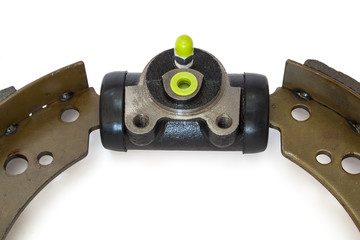 Brake cylinder and brake shoe. Brake system of drum type.