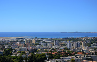 Fototapeta premium Voyager - Baie de Nice côté aéroport