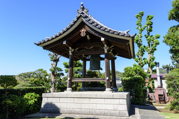 Obraz premium 梵鐘 櫓 光徳寺 葉山