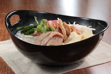 noodles in soup with meat