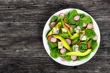 gorgonzola, avocado, spinach, red radish salad