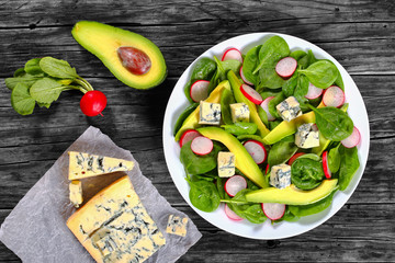 avocado, gorgonzola cheese, spinach, radish salad