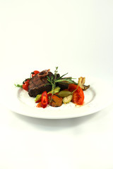 Beef medallion with vegetables