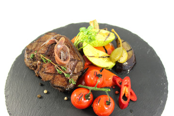 Beef medallion with vegetables